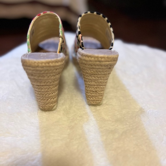 Tom’s Espadrille Wedge Sandals - Picture 6 of 8